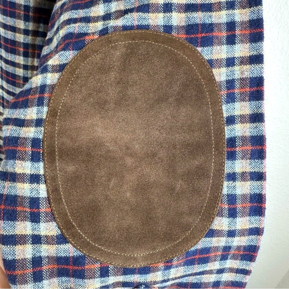 J. Crew Wool Blend Long Sleeve Button Down Shirt with Elbow Patch Large EUC - Picture 5 of 7